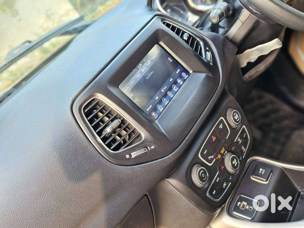Jeep Compass 2.0 Longitude Option, 2018, Diesel