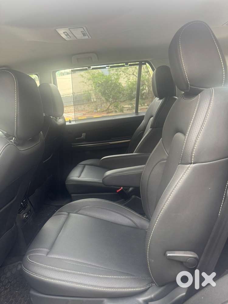 2018 Tata Hexa Xta Top-end Automatic 6 Seater