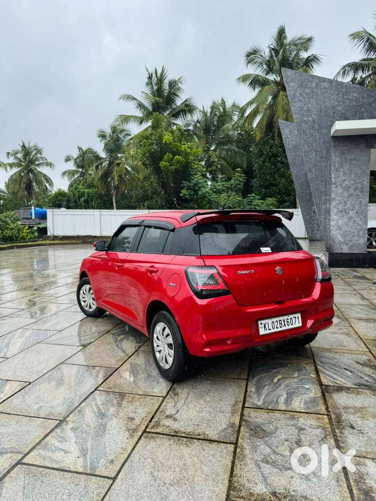 Maruti Suzuki Swift Vxi Abs Bsiv, 2024, Petrol