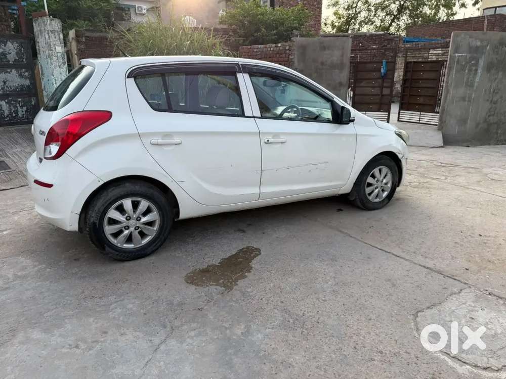 Hyundai I20 2013 Diesel 175000 Km Driven