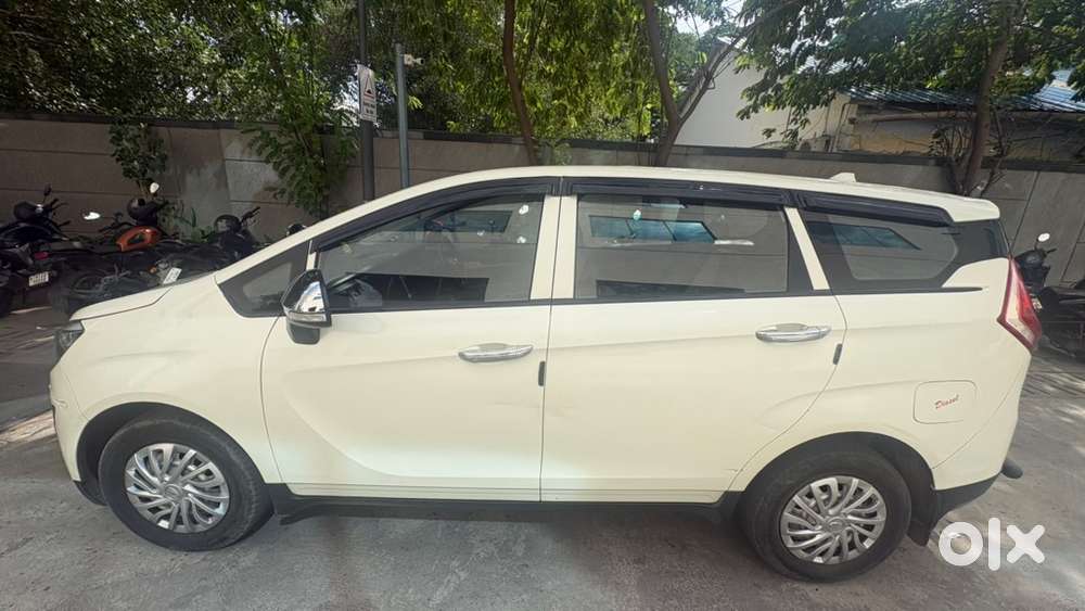 Mahindra Marazzo Diesel 2023
