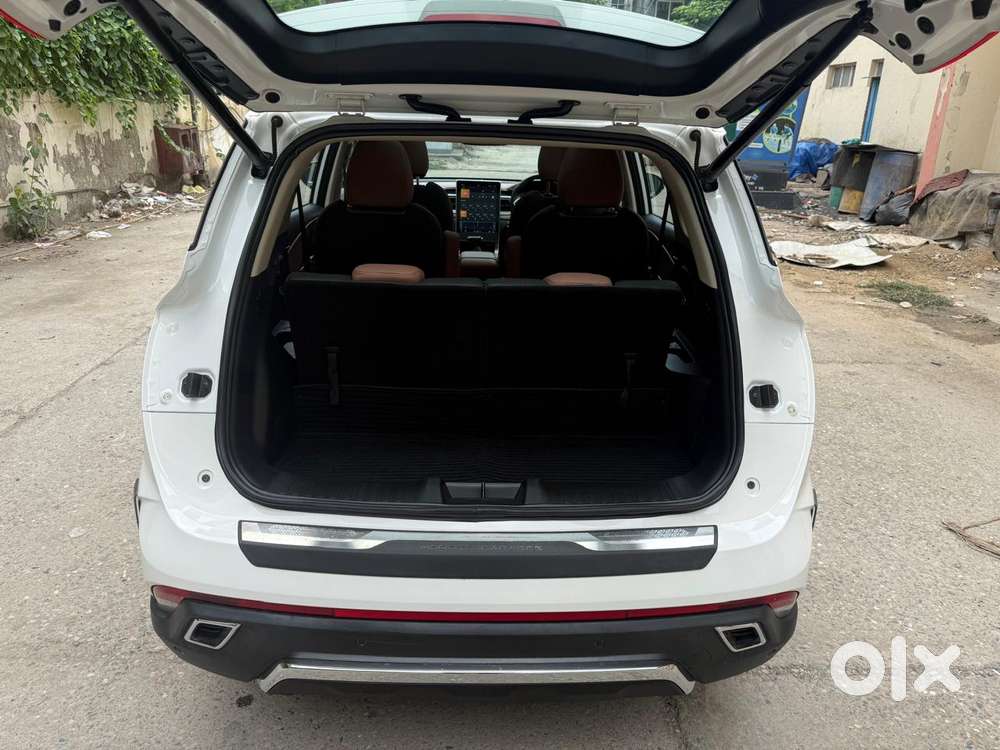 Mg Hector Plus Sharp Pro 1.5 Turbo Petrol Cvt 6 Str, 2024, Petrol