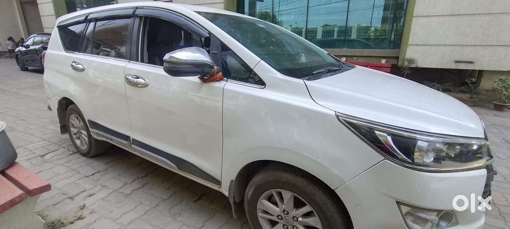Toyota Innova Crysta [2020-ongoing] 2.7 Gx Mt 8 Str, 2020, Diesel