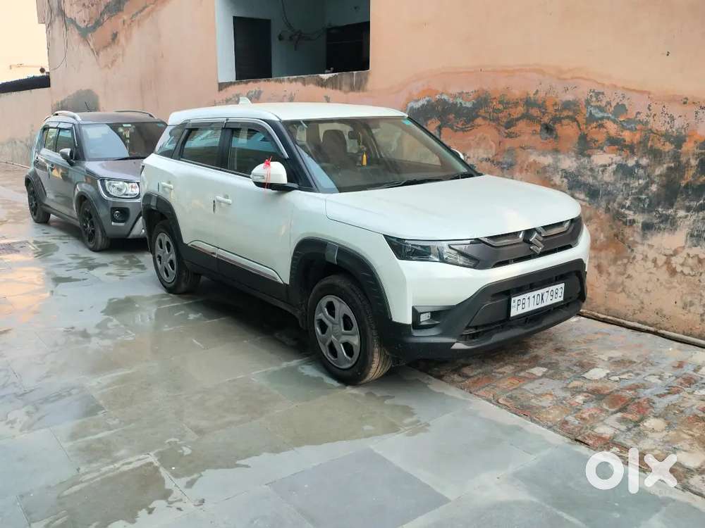 Maruti Suzuki Brezza 2025 Petrol 27500 Km Driven