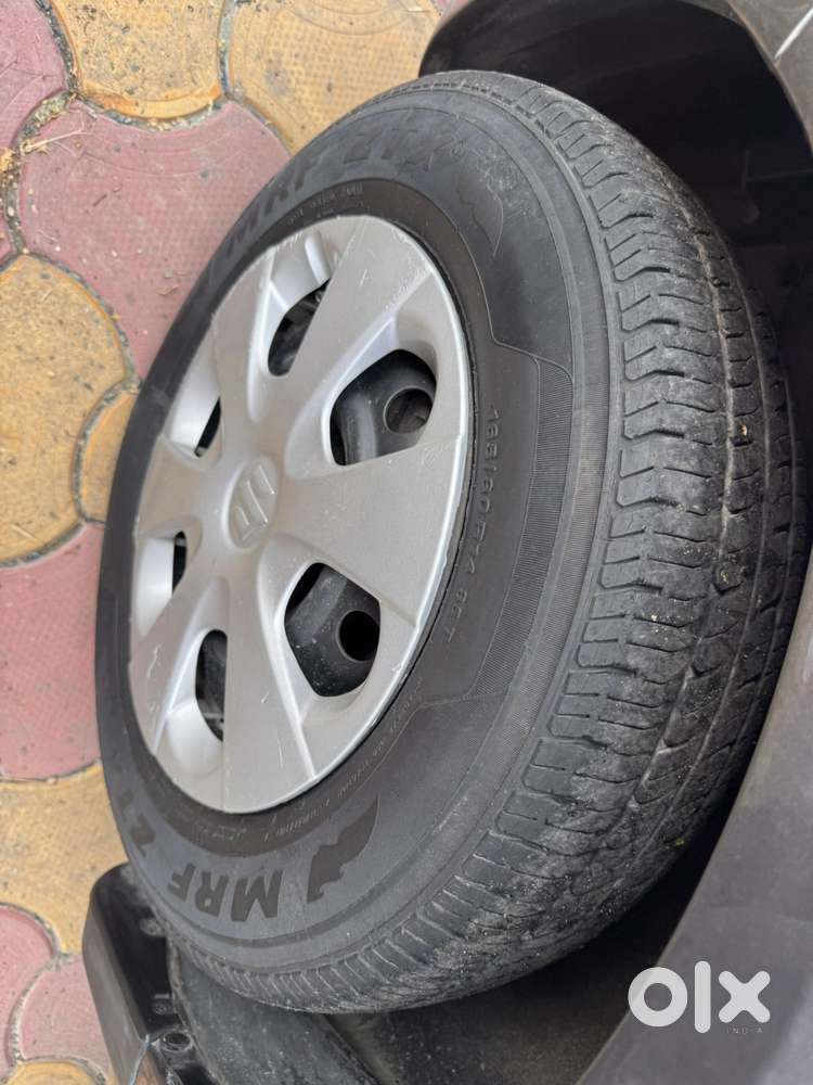 Maruti Suzuki Ritz Vxi, 2013, Petrol