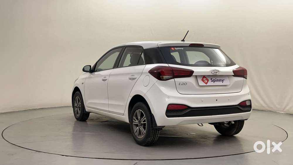 Hyundai Elite I20 1.2magna Executive At, 2018, Petrol
