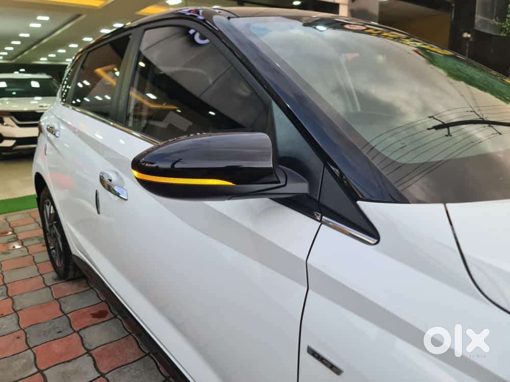 Hyundai I20 Asta (o) 1.0 Turbo Dct, 2022, Petrol