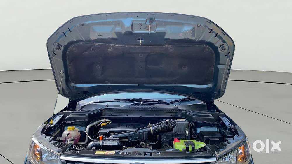 Mahindra Xuv300 1.2 W6 Amt Petrol, 2021, Petrol