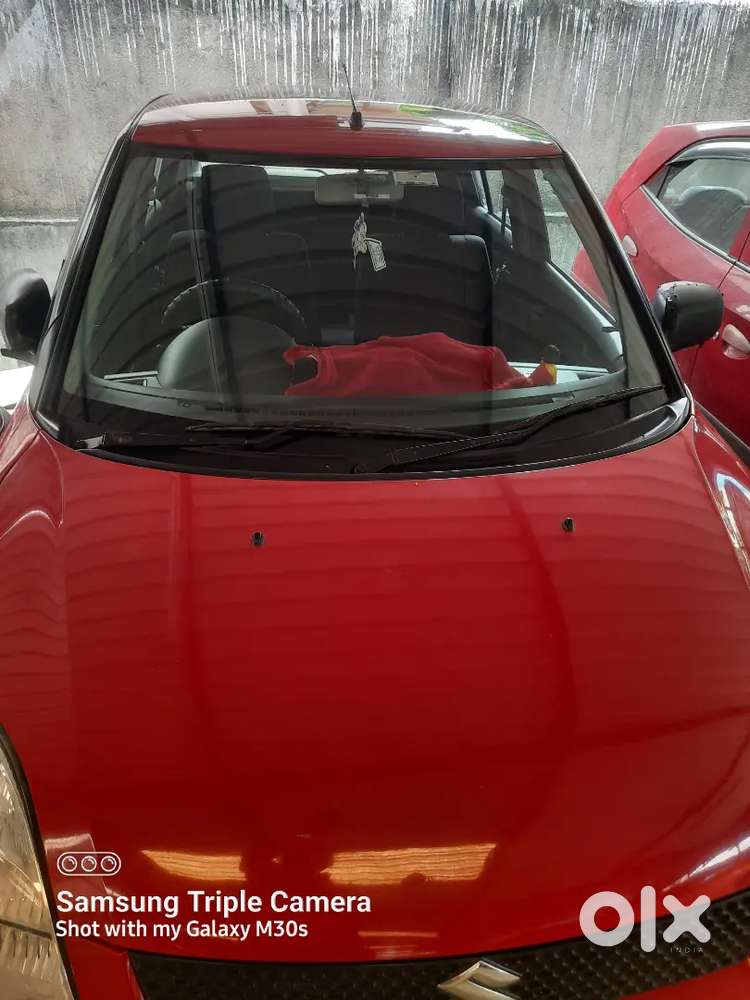Maruti Suzuki Swift 2005 Petrol 31000 Km Driven
