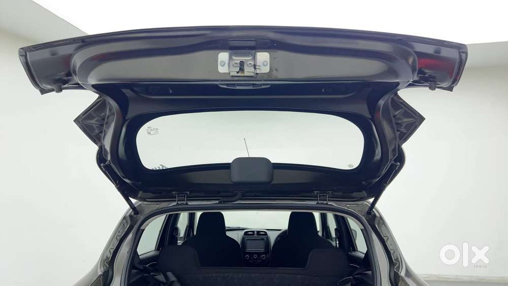 Renault Kwid 2019-ongoing 1.0 Rxt Amt (o), 2017, Petrol