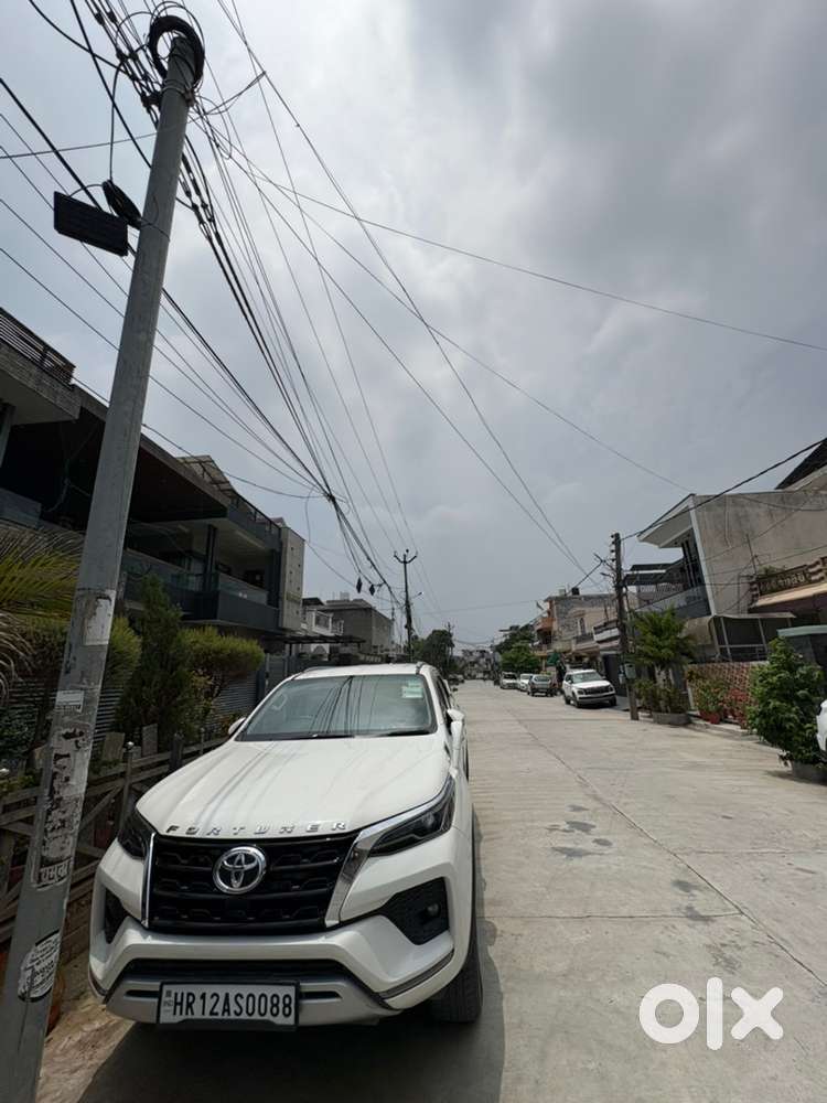 Toyota Fortuner 2.8 Legender 2023