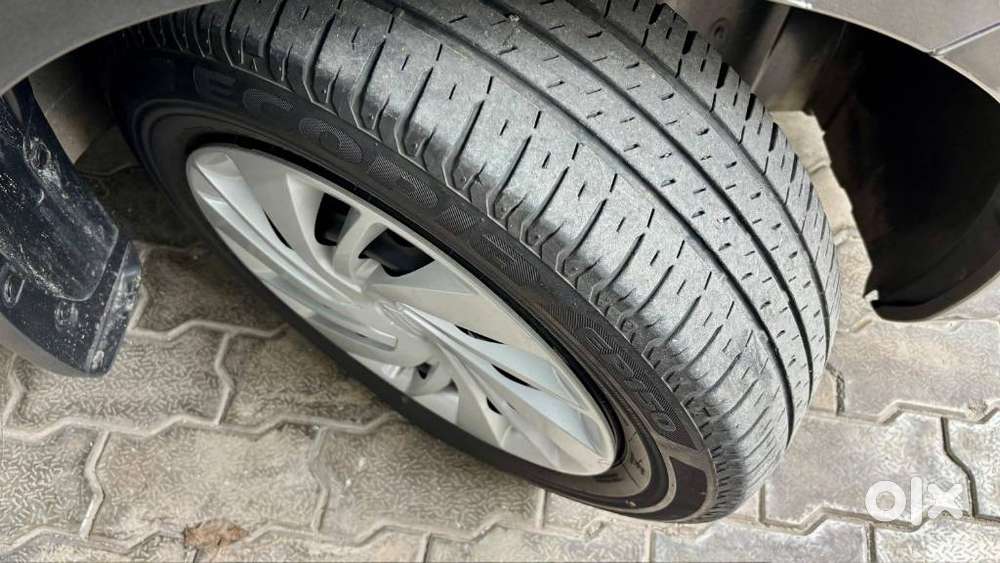 Maruti Suzuki Ertiga 1.5 Vxi Shvs, 2019, Petrol