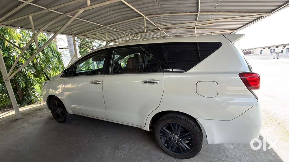 Toyota Innova Crysta Diesel 2018 Model