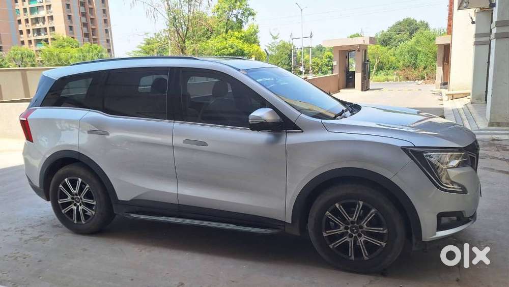 Mahindra Xuv700 2.0 Ax 7 Petrol At Luxury Pack Str, 2023, Petrol