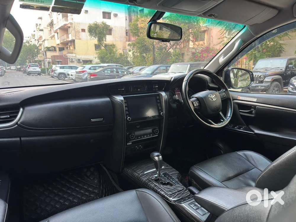 Toyota Fortuner Automatic 2021 Diesel Well Maintained