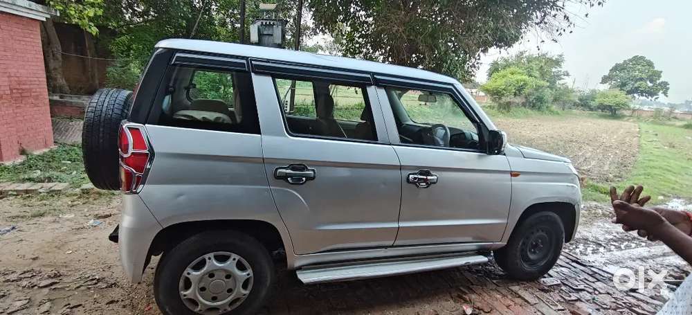 Mahindra Tuv 300 Plus 2017