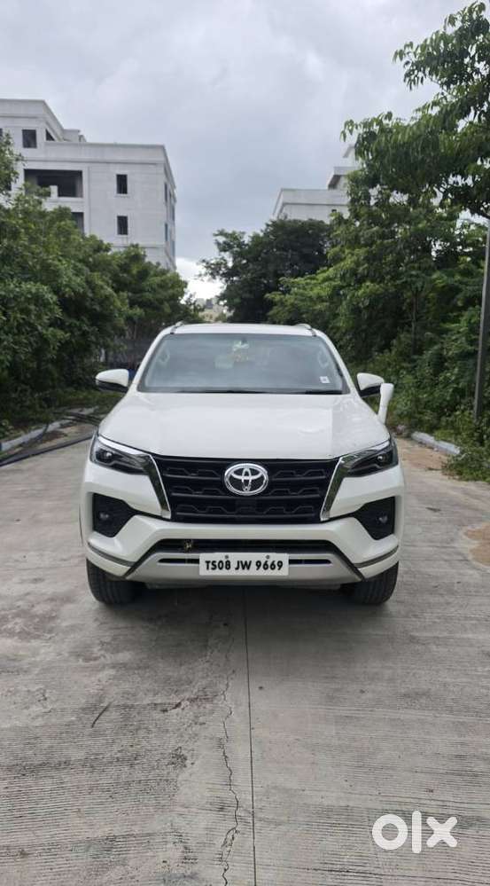 Toyota Fortuner 4x4 Mt 2.8 Diesel, 2023, Diesel