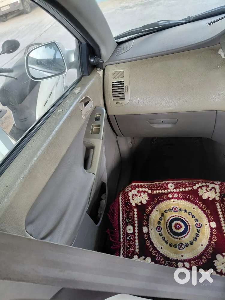 Tata Indica Vista 2010 Model