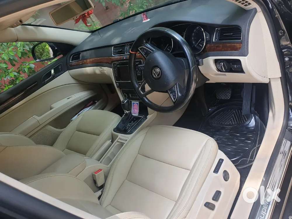 Skoda Superb Elegance 2015 At Petrol