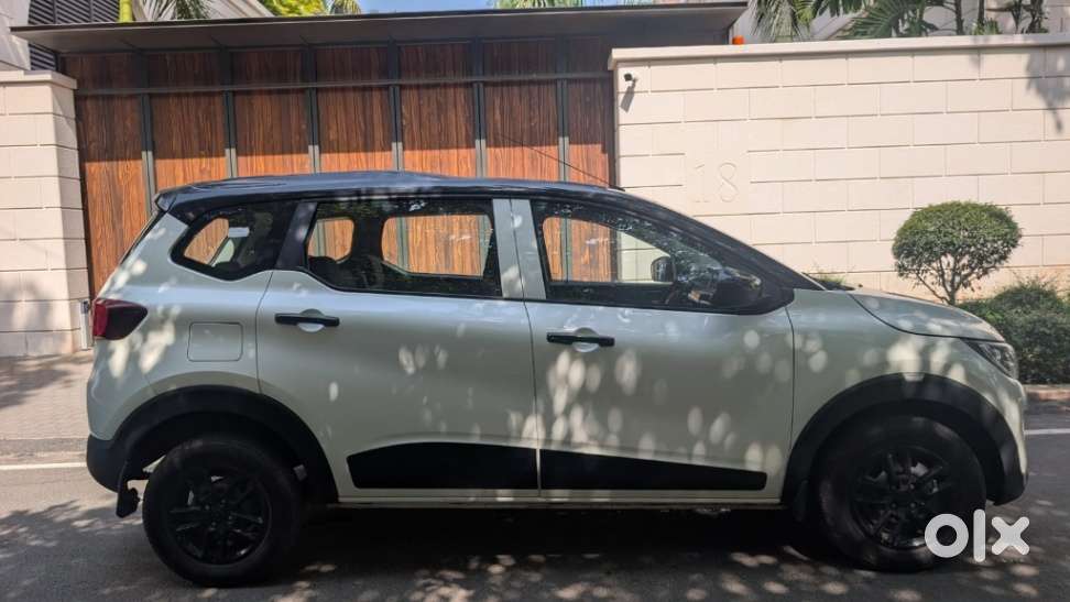 Renault Triber Rxl, 2024, Petrol