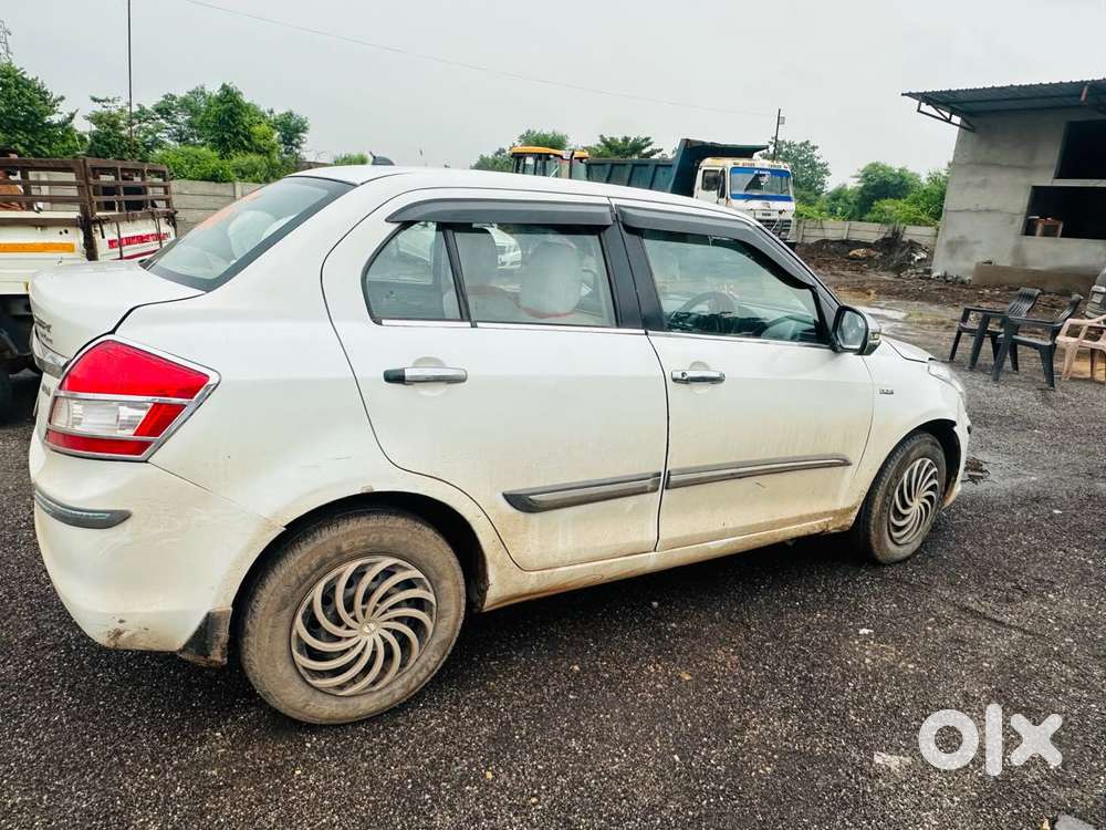 Maruti Suzuki Swift Dzire Vdi Optional, 2015, Diesel