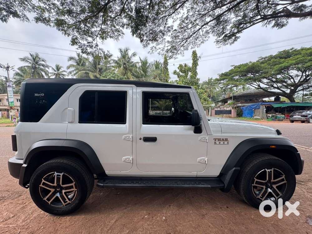 Mahindra Thar Roxx Diesel 2025