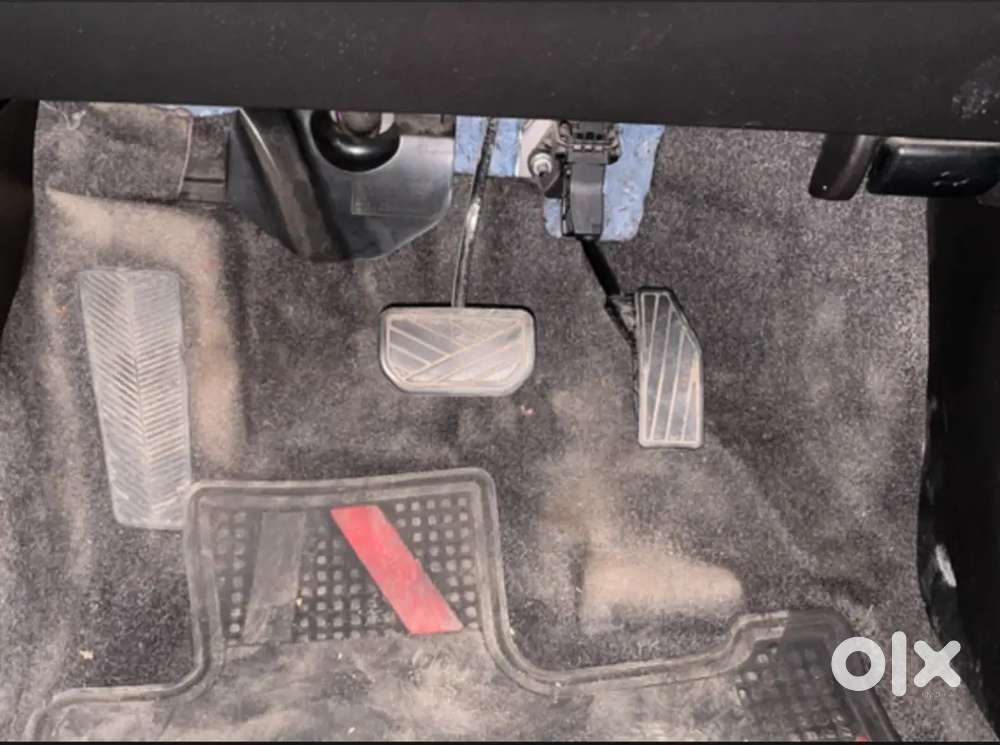 Maruti Suzuki Swift 2022 Petrol 36700 Km Driven Automatic