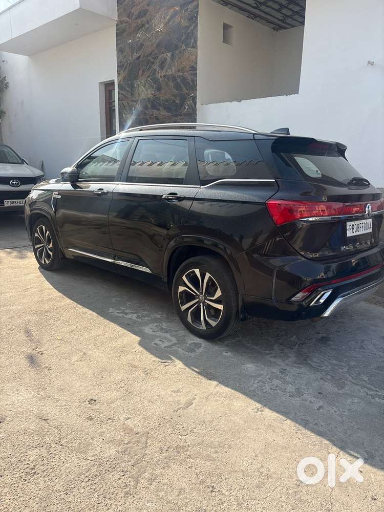 Mg Hector Plus 2023 Year Car