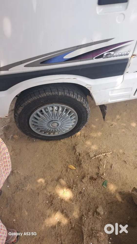 Urgent Sale 2013 Maruti Suzuki Omni 8 Seater
