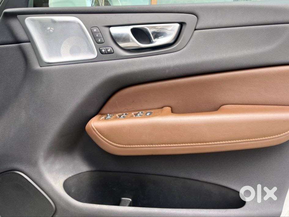 Volvo Xc60 2.0 B5 Ultimate, 2023, Petrol