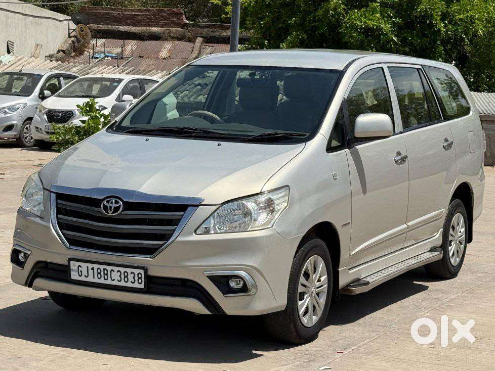 Toyota Innova 2.5 G (diesel) 7 Seater Bs Iv, 2013, Diesel