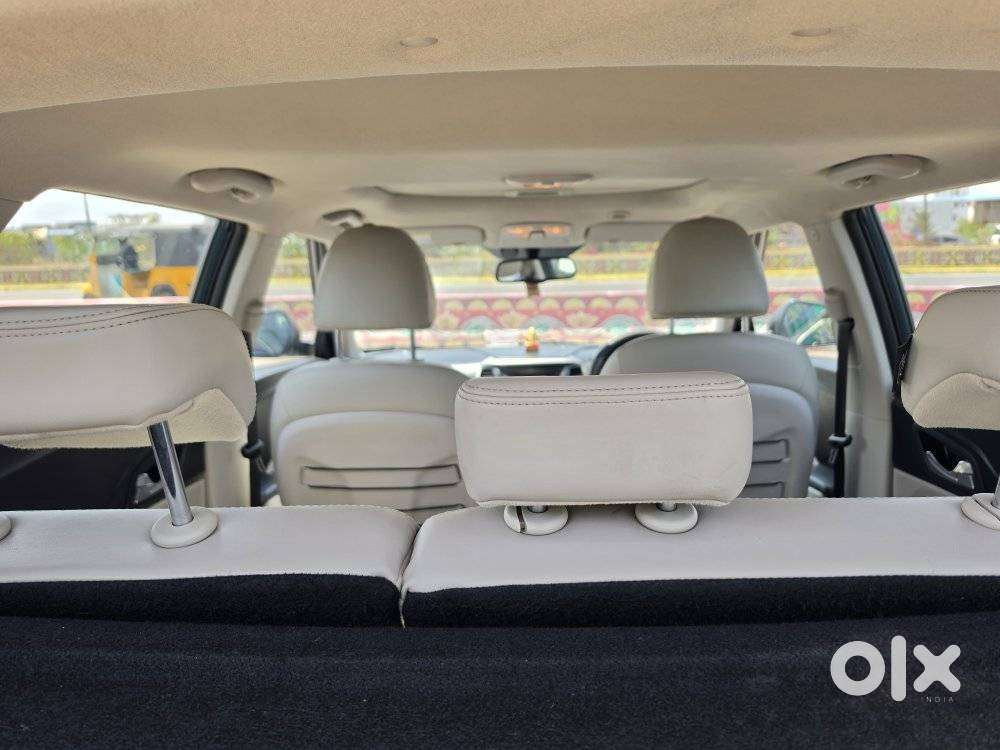 Mahindra Xuv300 W8 Option, 2021, Petrol
