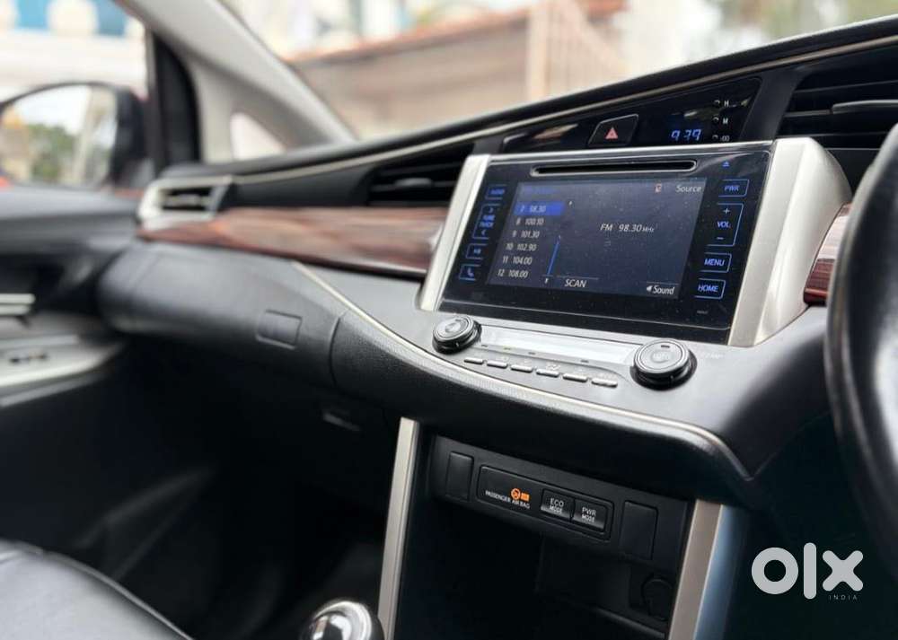 Toyota Innova Crysta Touring Sport 2.4 Mt, 2017, Diesel