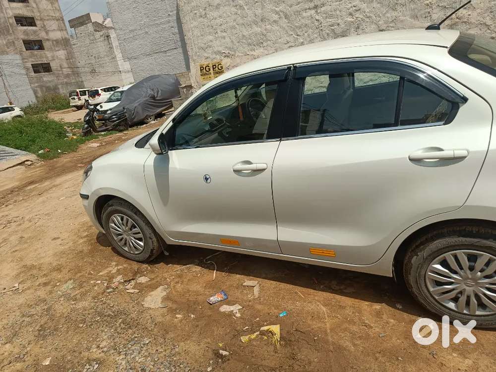 Maruti Suzuki Dzire 2024 Petrol 42700 Km Driven