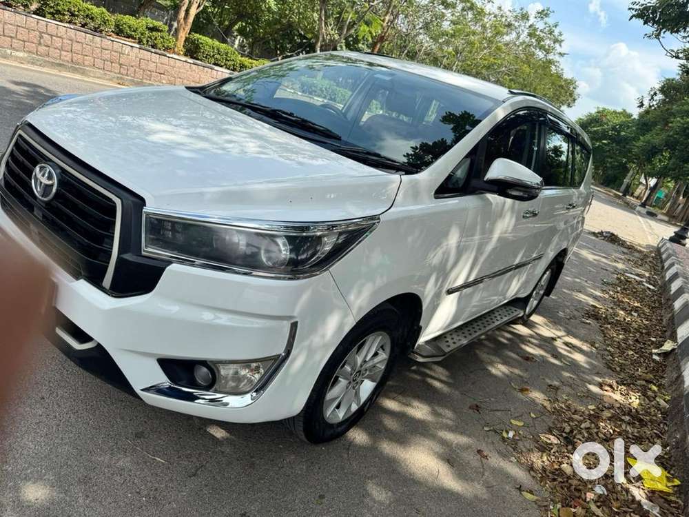 Toyota Innova Crysta 2018 Diesel Well Maintained