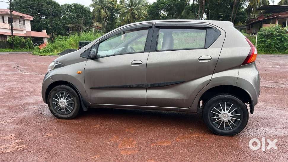 Datsun Redigo T Option, 2016, Petrol