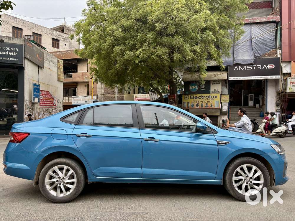 Skoda Slavia Ambition 1.0l Tsi At, 2024, Petrol