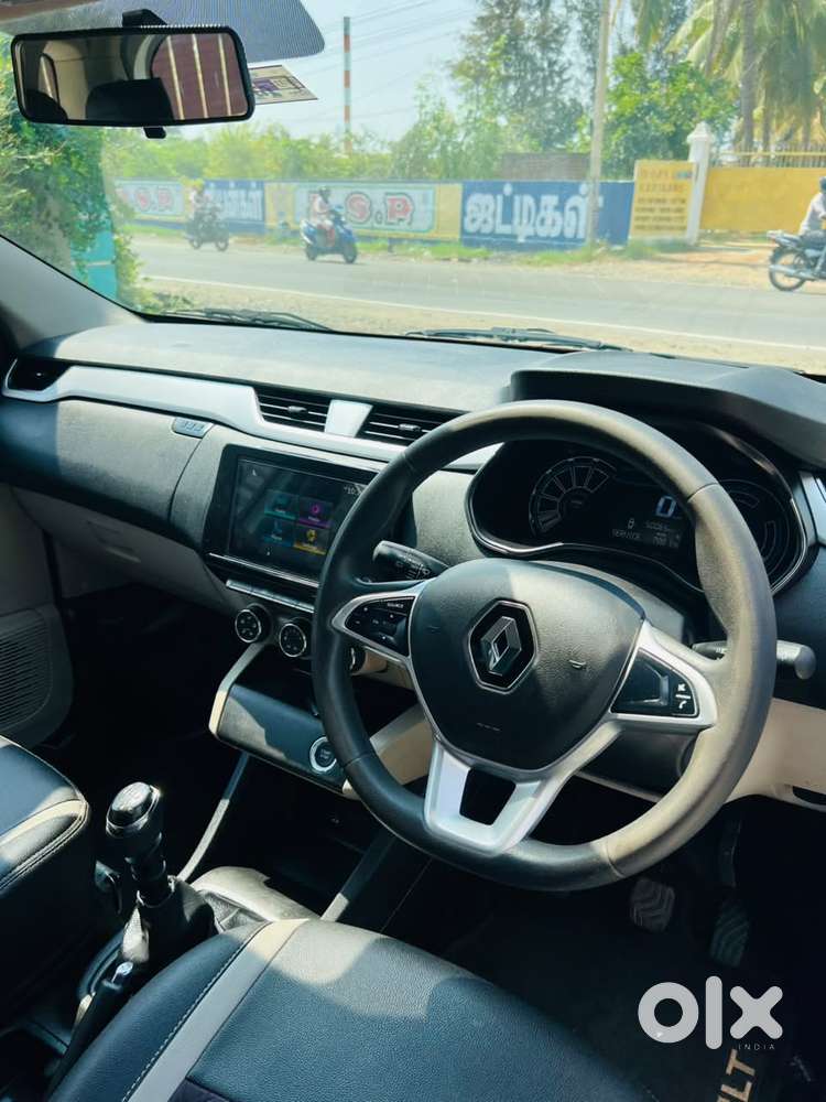Renault Triber Rxz, 2021, Petrol