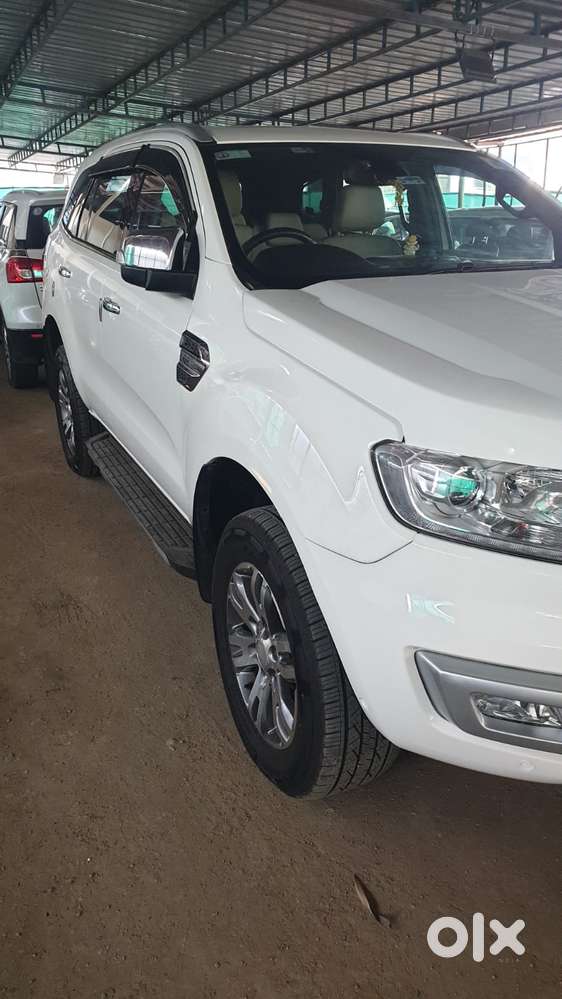 Ford Endeavour 3.2 Titanium At 4x4, 2017, Diesel