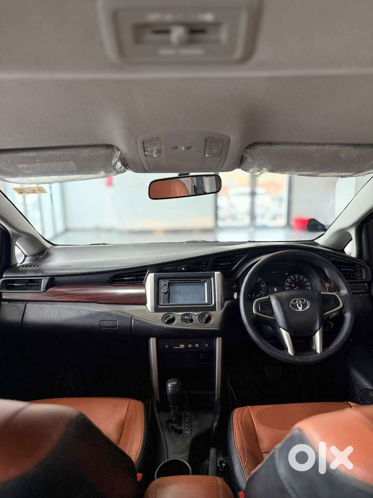 Toyota Innova Crysta 2.8 Gx At 8s, 2016, Diesel