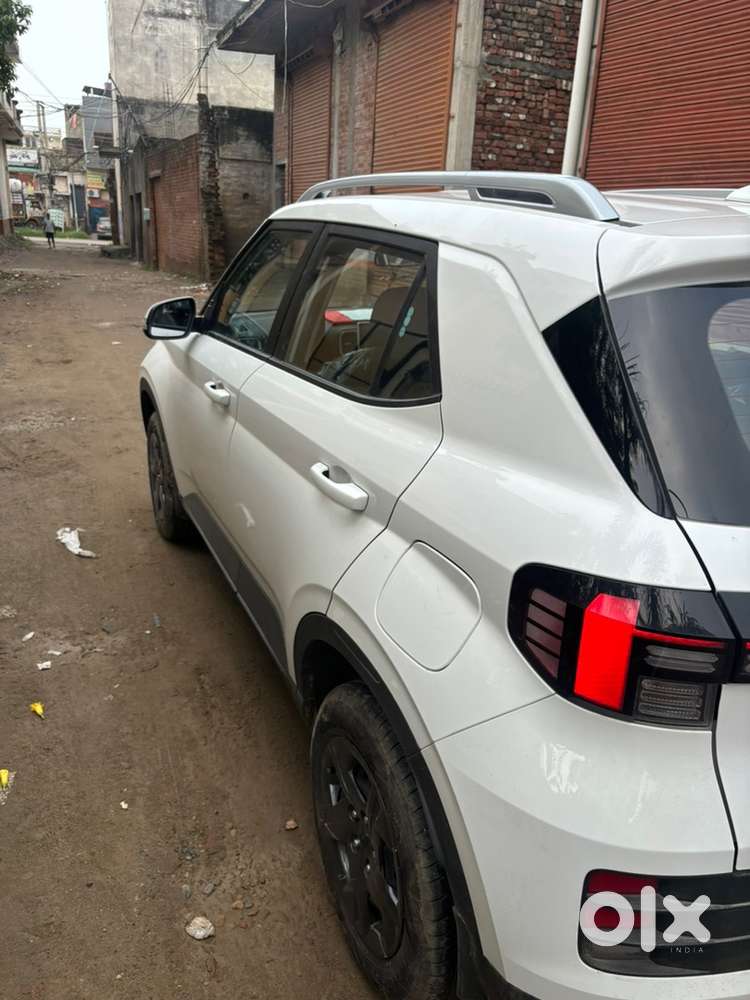 Hyundai Venue 2024 Petrol