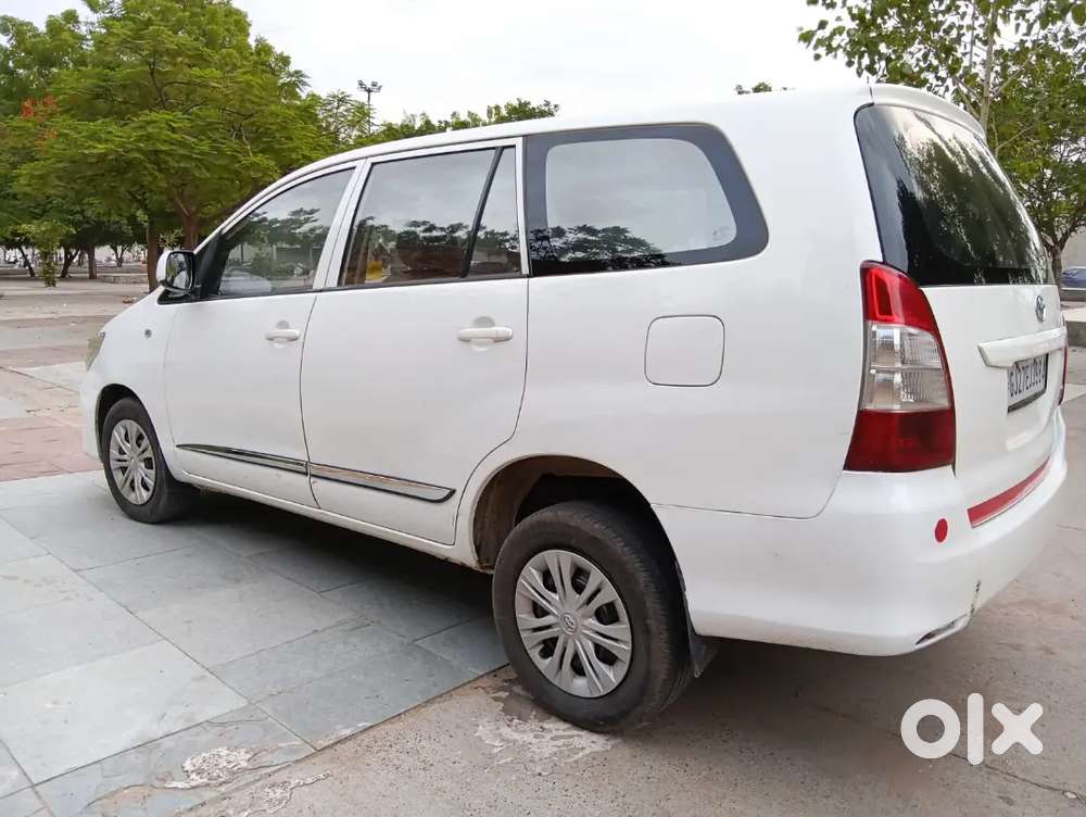 Toyota Innova 2.5 Ev 2014