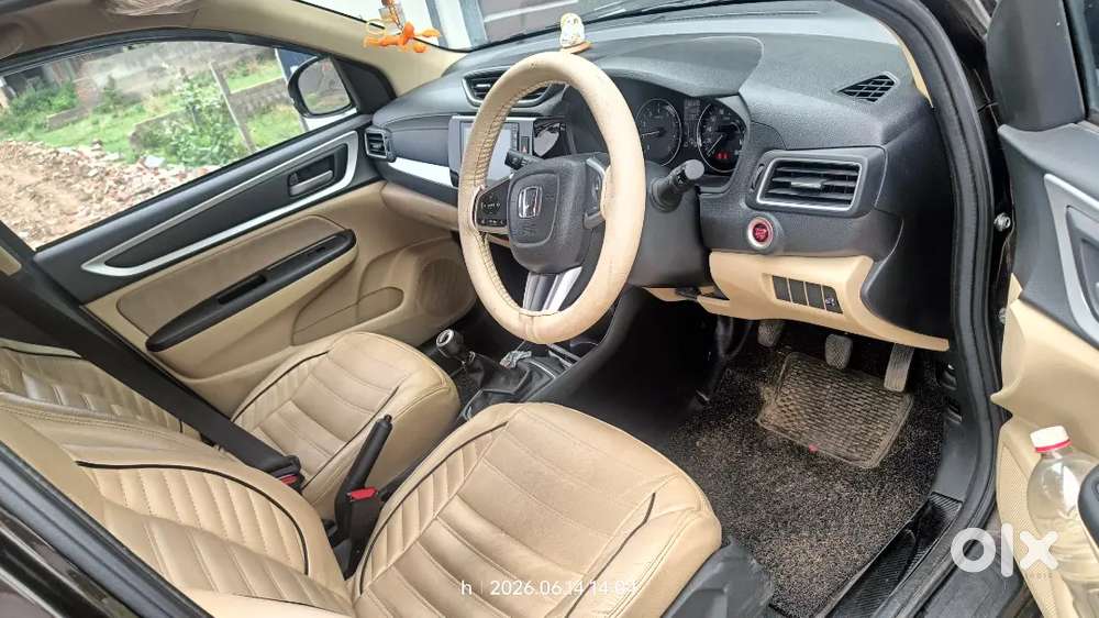 Honda Amaze 2023 Petrol 7300 Km Driven