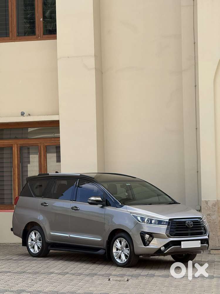 Toyota Innova Crysta 2.8 Zx At, 2017, Diesel