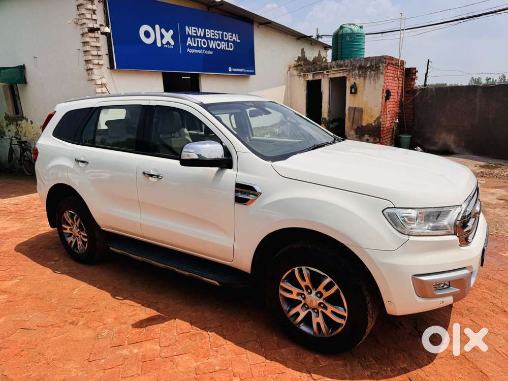 Ford Endeavour 3.2 Titanium At 4x4, 2017, Diesel