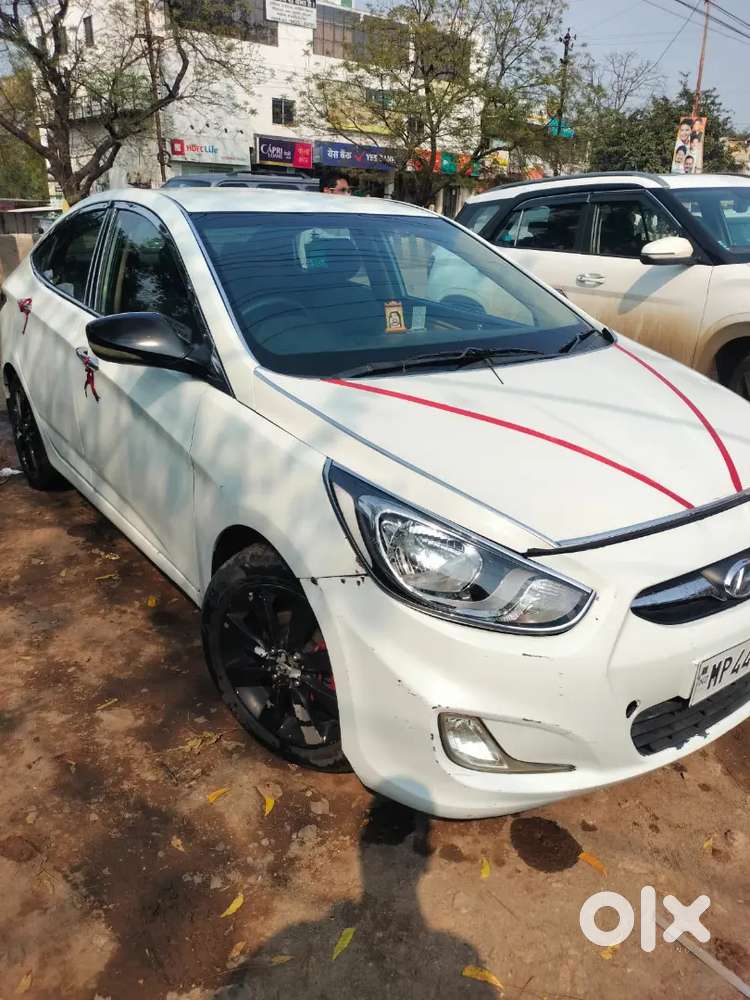 Hyundai Verna Sx O 2012
