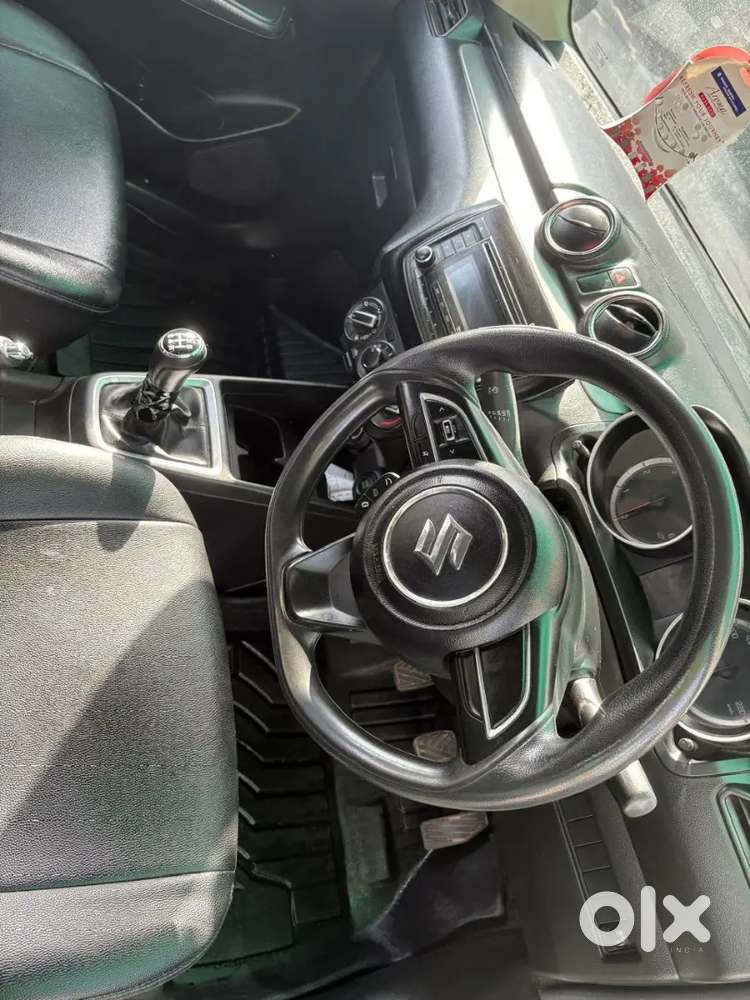 Maruti Suzuki Swift Vdi Diesel Full Insurance Ac Chilling Both Key