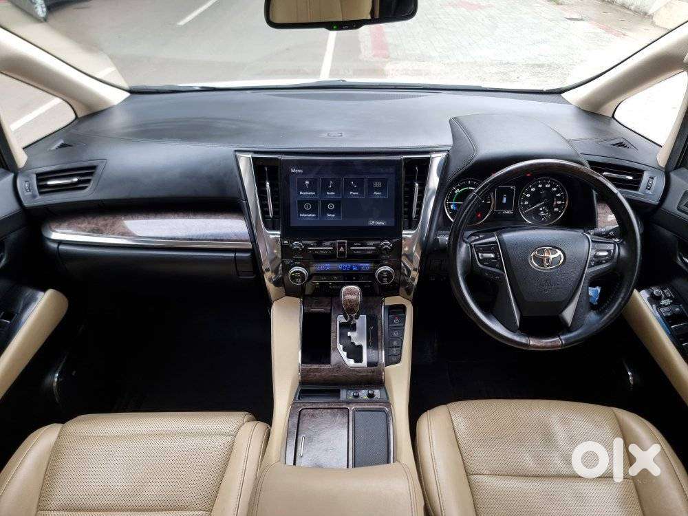 Toyota Vellfire Vip – Executive Lounge, 2022, Cng & Hybrids