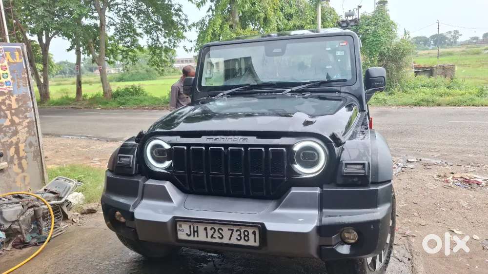 Mahindra Thar Roxx Diesel 2025