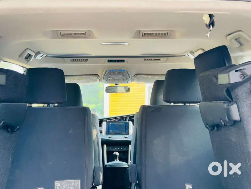 Toyota Innova Crysta [2020-ongoing] 2.4 Vx 7 Str, 2020, Diesel